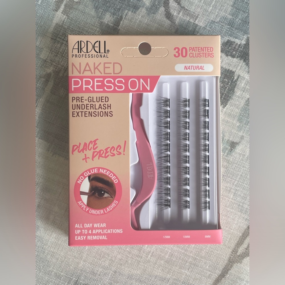 Press-on Lash Extensions